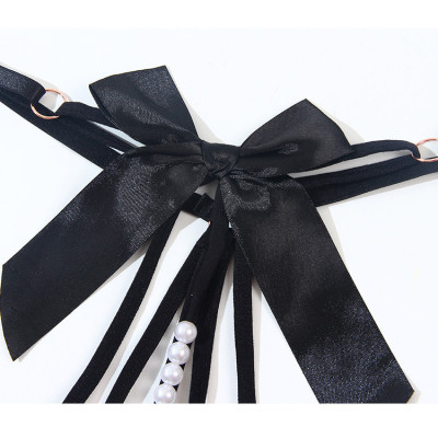 Quần lót lọt khe đai nhỏ đính hạt gắn nơ cực ly kỳ