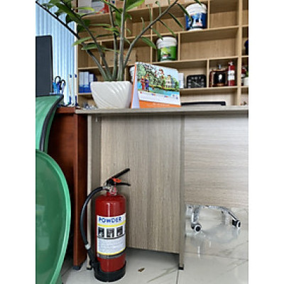 Bình chữa cháy bột ABC 4kg Vinafoam V4-P có tem kiểm định đạt công suât dập tắt 2A55B