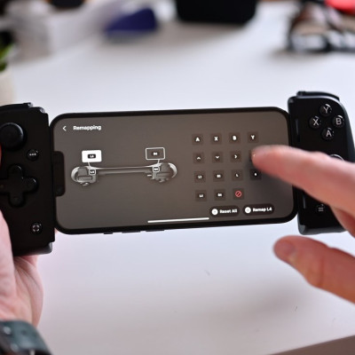 [Mới, hàng chính hãng] Tay cầm điện thoại Razer Kishi V2-Gaming Controller for iPhone