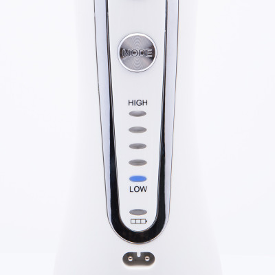 Máy tăm nước cầm tay vệ sinh răng miệng từ Nhật Bản chính hãng Maxcare Max456SE - khoang nước nhỏ gọn 240ml với túi chống sốc đi kèm, dễ mang mang đi, pin sạc dùng trong nửa tháng