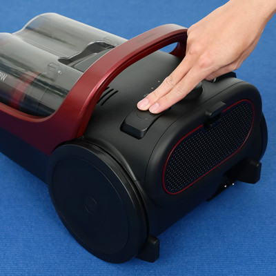 Máy Hút Bụi Dạng Hộp Panasonic MC-CL607RN49 - Công suất 2100W - Công nghệ gió xoáy cực đại - Bộ lọc HEPA lưới lọc hiện đại - Sán xuất tại Malaysia - Hàng chính hãng - Bảo hành 12 tháng chính hãng