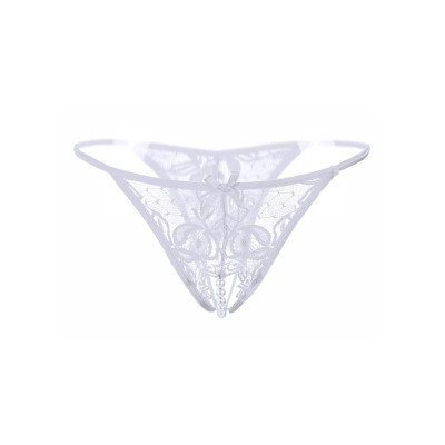 Quần lót lọt khe đính hạt ngọc ở đáy