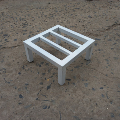 Kệ sắt để chậu hoa cây cảnh, Vuông 20x20cm & Vuông 30x30cm, cao (10-20)cm, thép hộp 20mm (Hàng Chính Hãng )