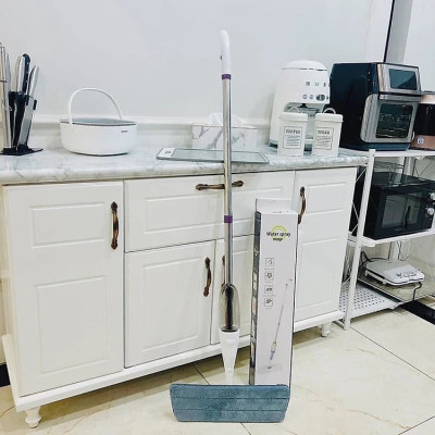 CÂY LAU NHÀ PHUN SƯƠNG HÀN QUỐC LAU SIÊU SẠCH THIẾT KẾ CHỔI THÔNG MINH XOAY 360 ĐỘ LAU SẠCH MỌI NGÓC TRONG NHÀ BẠN - HÀNG LOAI - 1 TỐT