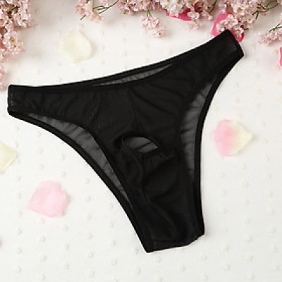 Quần lót lọt khe nam có lỗ ở giữa