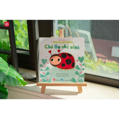 Sách - Vòng Tay Yêu Thương - Đinh Tị Books