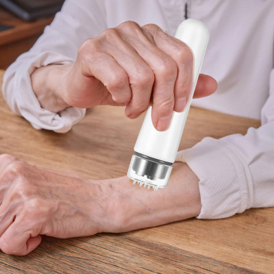 Massage mắt bốn đầu thay thế mini cầm tay (xả kho)