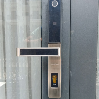 Khoá cửa điện tử thông minh neolock - NeoG7S