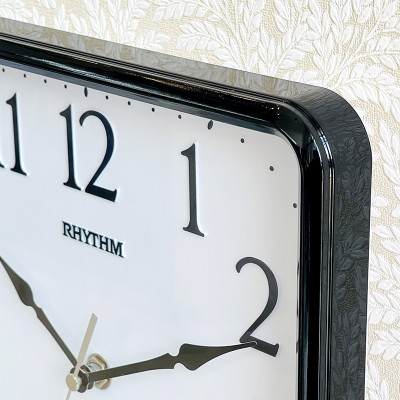Đồng hồ treo tường Nhật Bản Rhythm CMG597NR02- Kt 25.2 x 25.2 x 4.3cm, 500g Vỏ nhựa. Dùng Pin.
