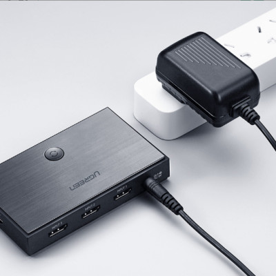 Bộ gộp HDMI 2.0 3 vào 1 ra  Hỗ Trợ 3D 4K60Hz HDR Ugreen GK50709CM188 Hàng chính hãng