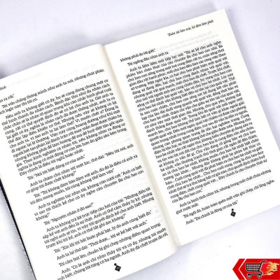 Sách - Thiên Tài Bên Trái, Kẻ Điên Bên Phải