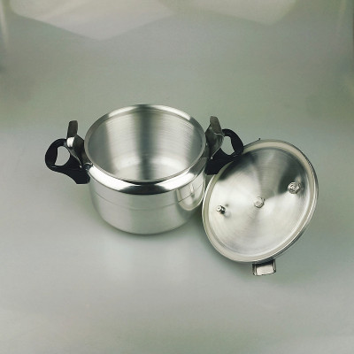 Nồi Áp Suất Đáy Từ Dùng Mọi Bếp FUJIKA FJ-AG204 (4 lít) - Màu Ngẫu Nhiên - Hàng Chính Hãng