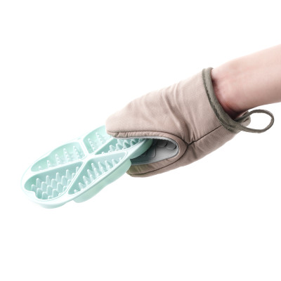 Găng tay silicone nhấc nồi