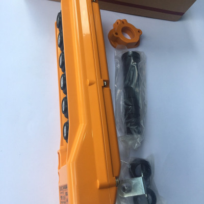 Tay bấm điều khiển 6 nút Hàn Quốc dùng điểu khiển các thiết bị nâng an toàn tiện lợi