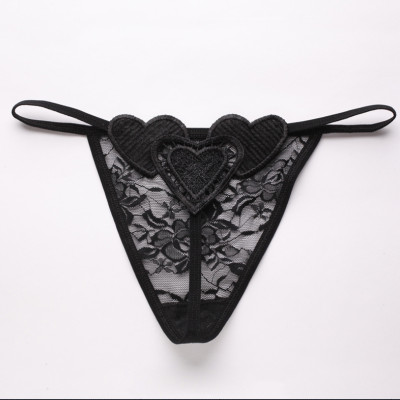 Quần lót lọt khe gợi cảm hình trái tim