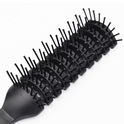 Lược sấy tạo kiểu bán nguyệt 