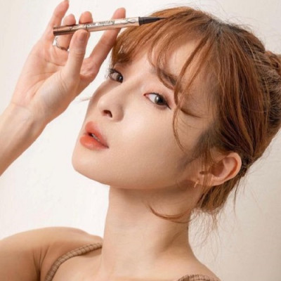 Bút Kẻ Mắt Nước Chống Trôi Không Lem Nét Kẻ Siêu Mãnh Màu Nâu Đen Kissme Heroine Make Eyeline (0.4 mL)