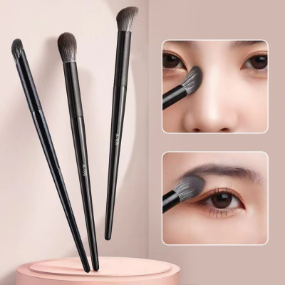 Cọ Trang Điểm Make up Tạo Khối Sợi Len Mềm Mại Tiện Dụng 2024 chuyên dùng tạo đường nét như sóng mũi, hốc gò má 