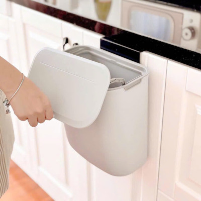 Thùng rác treo cánh tủ SONGMICS LTB820G9/9L, màu ghi – cái 