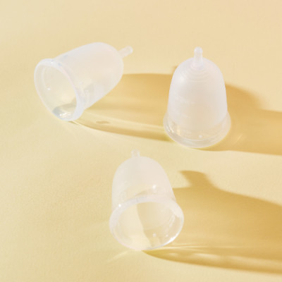 Combo 2 Cốc nguyệt san BeUcup siêu mềm - xóa tan nỗi lo ngày "đèn đỏ"- Tặng 1 set mini dầu gội phục hồi cao cấp Weilaiya