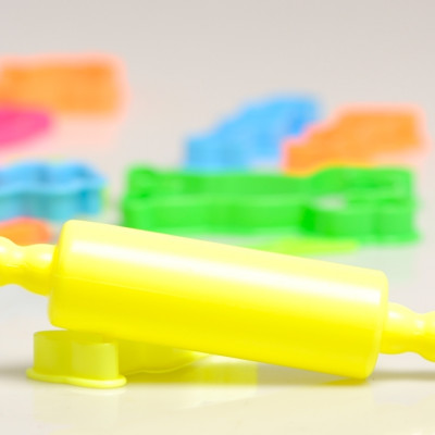 Bộ Sáp Nặn MCT - C03 - 16 Món