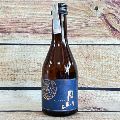 Rượu Sake Gassan Houjun Karakuchi Junmai 15% 300ML (Yoshida Sake Brewing)