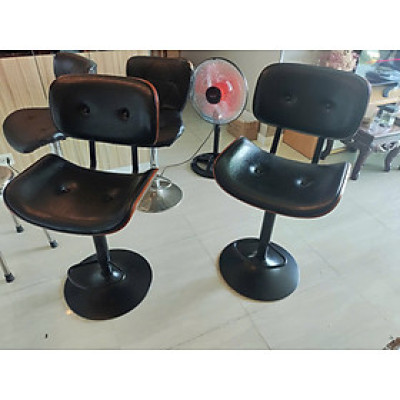 Ghế bar thân gỗ nệm da Pu CB2287A-P Nội thất Capta Ghế đảo bếp lưng gỗ nệm bọc da PU màu đen chân thép sơn tĩnh điện màu đen tăng giảm