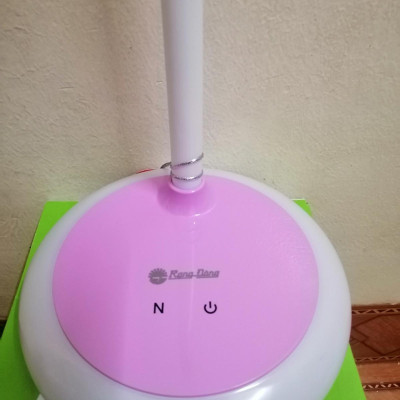 Đèn bàn LED cảm ứng bảo vệ thị lực Rạng Đông , Model RD-RL-31.LED