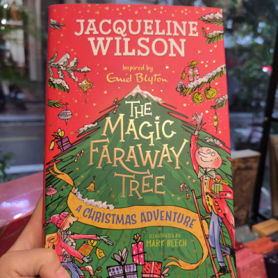 Sách - A Christmas Adventure: The Magic Faraway Tree by Jacqueline Wilson | Christmas Childrens Book