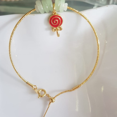 Vòng Tay charm xinh đẹp 5 đồng tiền đá cẩm thạch tự nhiên Đồng tiền Trắng Xanh nhẹ phối charm đỏ kiểu tròn may mắnVòng màu vàng khoen rút xinh Nữ đeo dễ thương ạ