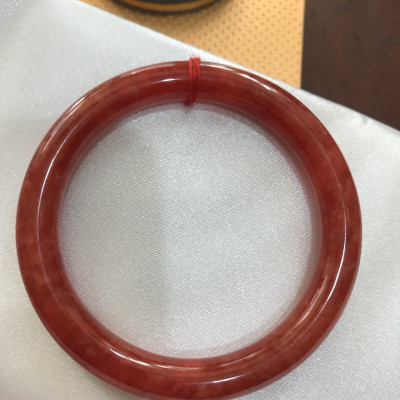 Vòng Cẩm Thạch Đỏ Đẹp A Ni 48mm x chột 7,2mm màu đỏ bông tươi sáng bóng đẹp nữ 40kg - 48kg mệnh hỏa mệnh thổ đeo xuất sắc đẹp món quà tặng ý nghĩa ạ