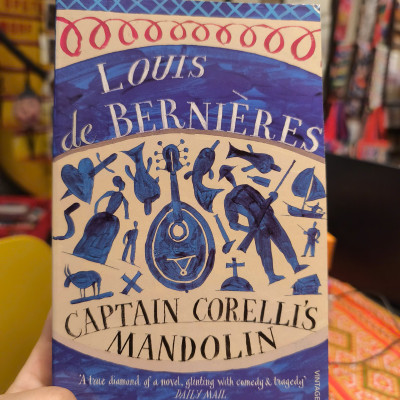 Sách - Captain Corelli