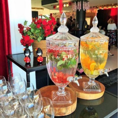  Bình Thủy Tinh Đa Năng Cao Cấp Có Vòi 3L Tặng kèm bộ ly thuỷ tinh 6 chiếc ( giao mẫu ngẫu nhiên )