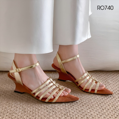 Giày sandal nữ đế xuồng 5 phân hàng hiệu ROSATA màu vàng thời trang cao cấp ro740