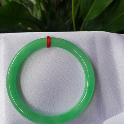 Vòng cẩm thạch Mới Lý T 54mm x 7,2mm Vòng màu xanh nhẹ nhàng bóng đẹp nữ mệnh Mộc mệnh Hỏa mệnh Thủy ạ Nữ 53kg - 60kg đeo đẹp