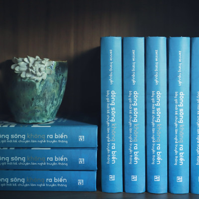 DÒNG SÔNG KHÔNG RA BIỂN