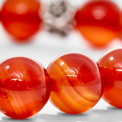 Vòng tay đá thiên nhiên charm hoa sen - Ngọc Quý Gemstones