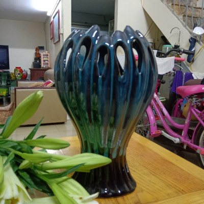 Lọ cắm hoa dáng bàn tay phật men hỏa biến