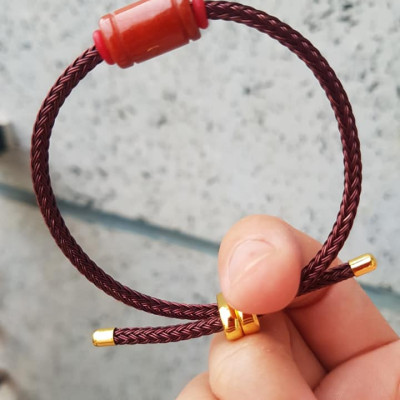 Vòng Tay Nữ Lu Trúc ĐỎ Dây Nâu Đậm Sang Kiểu Xinh  Chất Liệu Đá Cẩm Thạch Tự Nhiên màu đỏ chiến thắng  Dành cho tất cả Nữ mệnh Hỏa nữ mệnh Thổ đeo tốt đẹp ạ