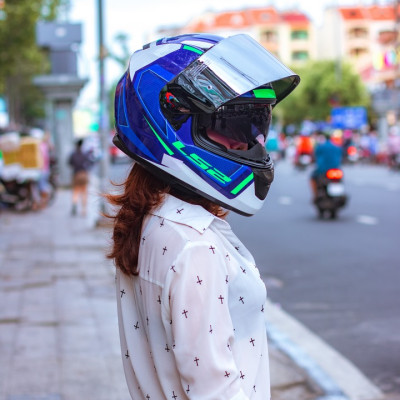 Mũ Bảo Hiểm Fullface Hai Kính LS2 FF320 Stream EVO