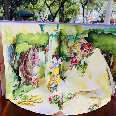 NÀNG BẠCH TUYẾT VÀ 7 CHÚ LÙN - BÌA CỨNG - SÁCH DỰNG HÌNH - BẢN ĐẶC BIỆT