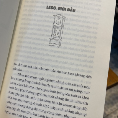 (Giải thưởng Pulitzer 2018) LESS VÒNG QUANH THẾ GIỚI CÙNG MỘT TRÁI TIM TAN VỠ - Andrew Sean Greer – Nhã Nam