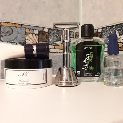 Nước dưỡng sau cạo râu Malizia Vetyver After Shave Tonic Lotion 100ml tặng kèm móc khóa