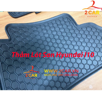 Thảm sàn, lót sàn xe HYUNDAI I10 chất liệu cao su đúc, không mùi, không thấm nước – Mẫu Nissin chữ trắng