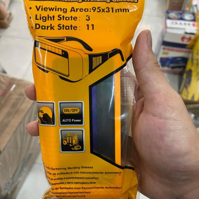 KÍNH HÀN TỰ ĐỘNG LÀM TỐI INGCO AHM111 - HÀNG CHÍNH HÃNG