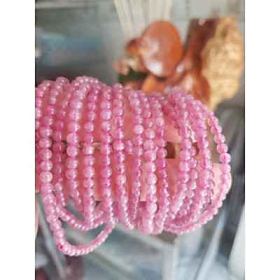 Vòng Tay Phong Thủy Đá Tourmaline hồng hồng xinh đẹp nhẹ nhàng quyến rũ  Size vòng 4mm đeo kiểu quấn tay 3 vòng rất xinh xắn  Chuẩn hợp nữ mệnh Hỏa và mệnh Thổ ạ