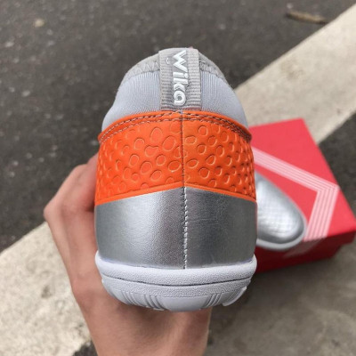 Mẫu giày bóng đá thể thao WikaAA Flash bạc 2021-2022