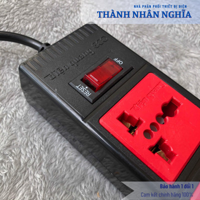 Ổ cắm Điện Quang ECO ĐQ ESK 43ECO (4 lỗ 3 chấu) - Hàng chính hãng