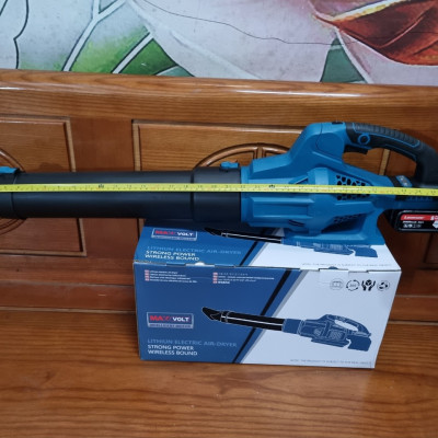 Máy thổi lá công nghiệp chạy pin, máy thổi bụi dùng pin , không chổi than, có kèm pin sạc