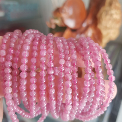 Vòng Tay Phong Thủy Đá Tourmaline hồng hồng xinh đẹp nhẹ nhàng quyến rũ  Size vòng 4mm đeo kiểu quấn tay 3 vòng rất xinh xắn  Chuẩn hợp nữ mệnh Hỏa và mệnh Thổ ạ